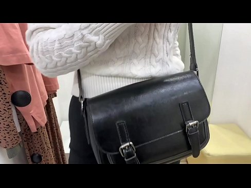 ❤️ Öffentliche Masturbation der jungen Schlampe FeralBerry mit einem Dildo in der Umkleidekabine Fuck video bei uns de.pornohdmega.ru